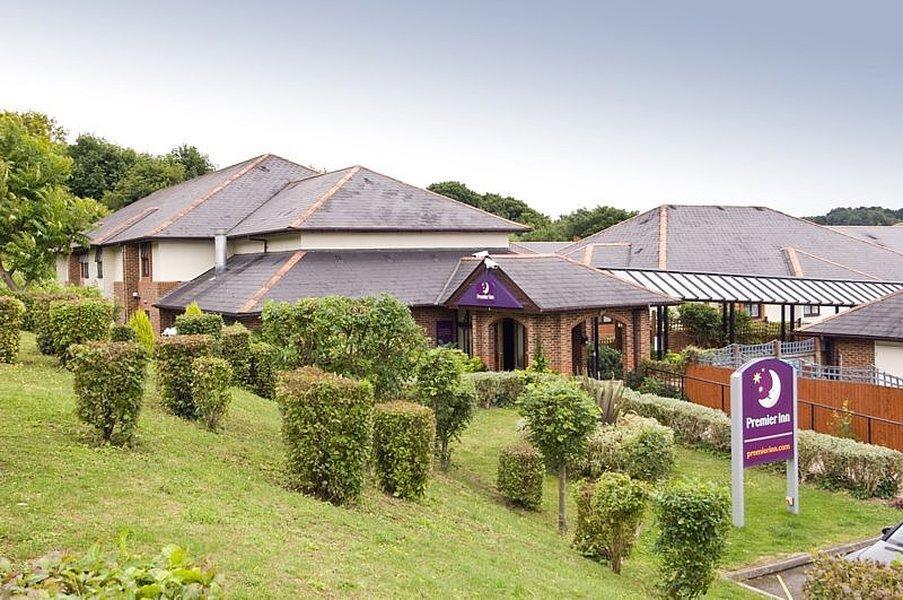 Premier Inn High Wycombe/Beaconsfield Экстерьер фото